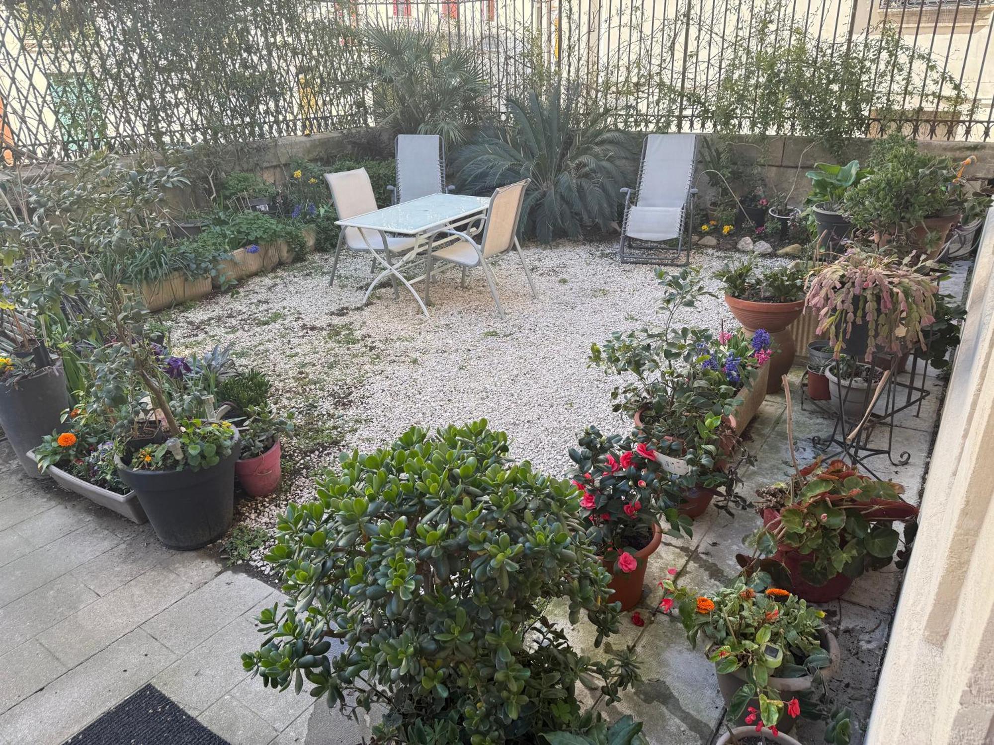 Studio 30 M2 Avec Jardin Dans Maison De Maitre Béziers Esterno foto